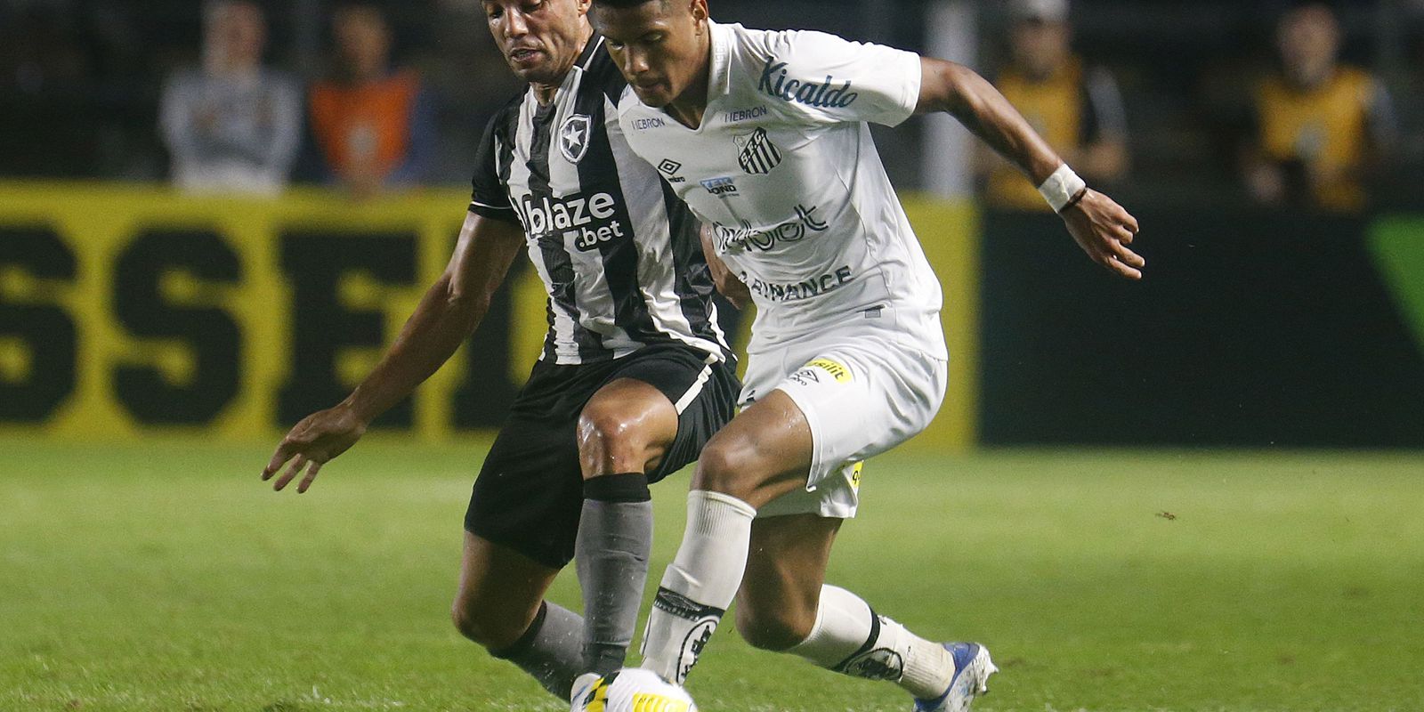 With an eye on a vacancy in Libertadores, Botafogo welcomes Santos