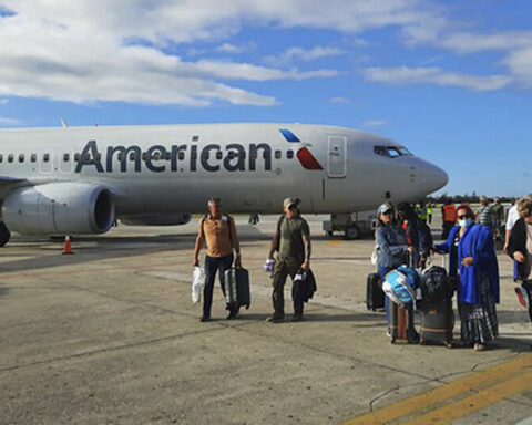 With the return of American Airlines to Santa Clara, Cuba hopes to revive tourism in the provinces