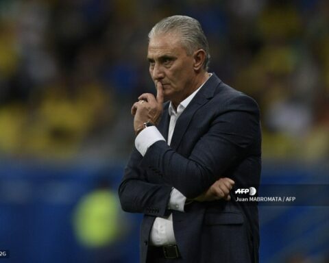 Without Neymar, Brazil carried out its first training session for the World Cup