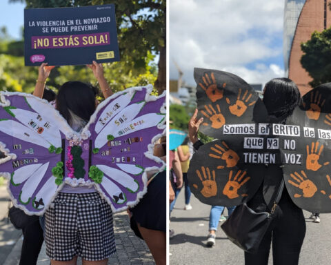 Women spread their wings in Caracas to protest the abandonment of the State