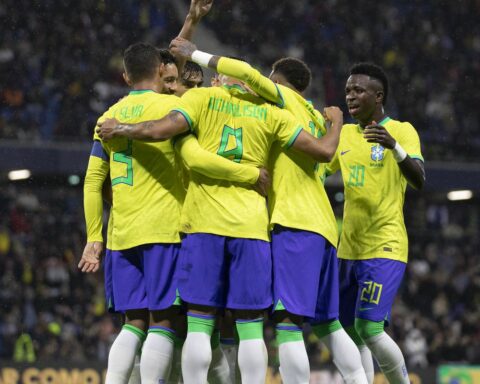 World Cup: with chances of qualifying, Brazil and Switzerland duel for Group G
