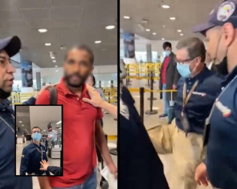 kicks, fists and insults;  Migration official attacked a traveler in El Dorado: "Welcome to Colombia", they say
