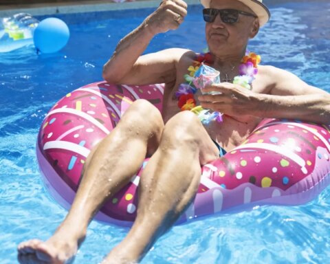 mega bridge?  Who will rest 4 days on the next bridge in November