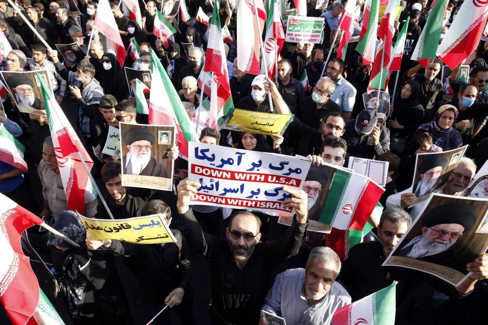100 days of protests in Iran add up to more than 500 deaths in demonstrations