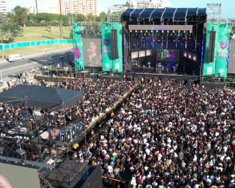 50 thousand people on the first day of Montevideo Late