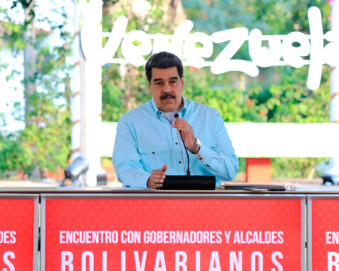 6 in 1 |  Maduro provided a Christmas dinner and reviewed his government in 2022