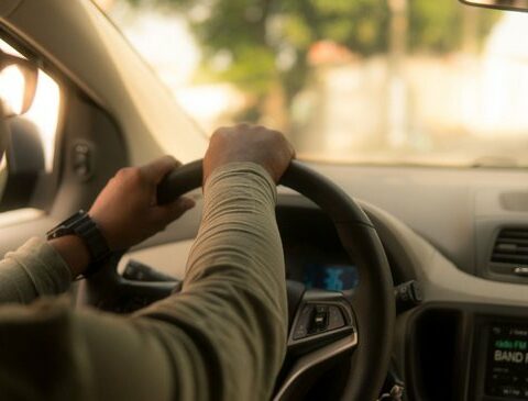 A driver for your car: the solution for the holidays devised by a Uruguayan