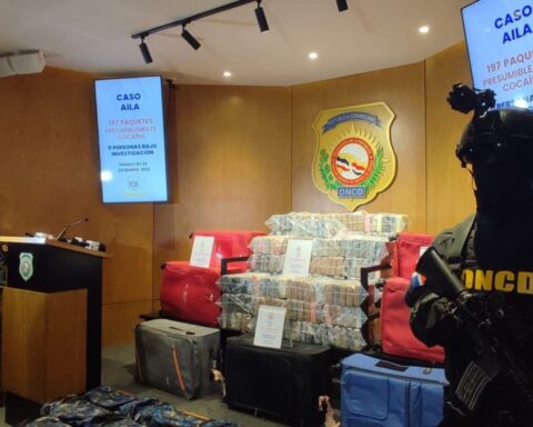 Apresan empleados AILA por carga cocaína