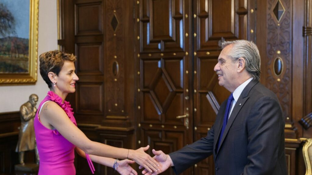 Alberto Fernández met with the president of Navarra at the Casa Rosada