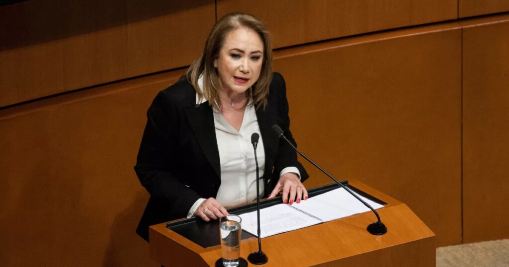 Alleged plagiarism of Minister Yasmín Esquivel could revoke her professional title