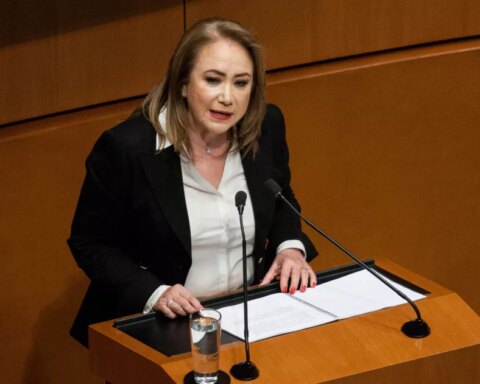 Alleged plagiarism of Minister Yasmín Esquivel could revoke her professional title