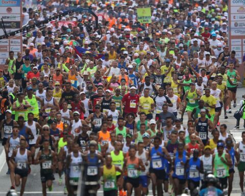 Amateur runners get emotional at São Silvestre, in São Paulo