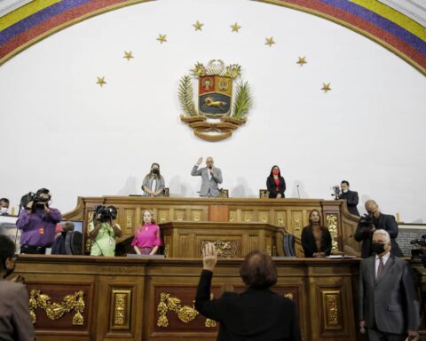 Approved in the first discussion Reform to the Law of the Communal Economic System