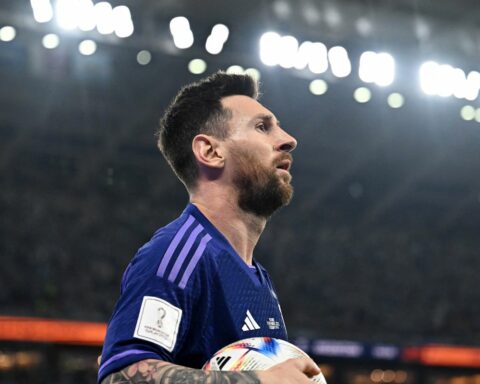 Argentina faces Australia in search of place in the quarterfinals of the World Cup