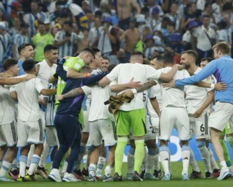 Argentina taunts Brazil and England in the dressing room