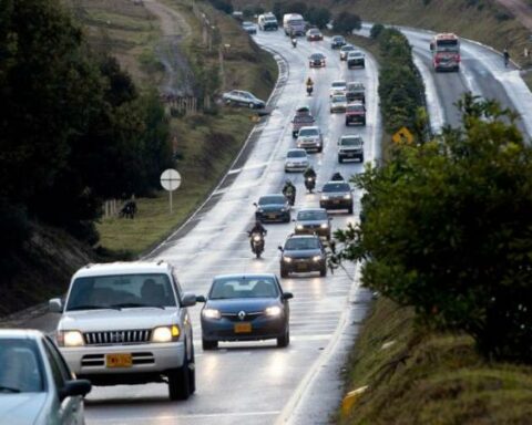 At Christmas, almost a million Colombians will travel by road bus