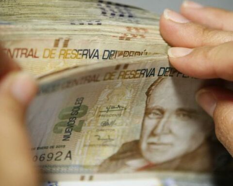 Bonus and personal finances: invest or save the Christmas deposit?