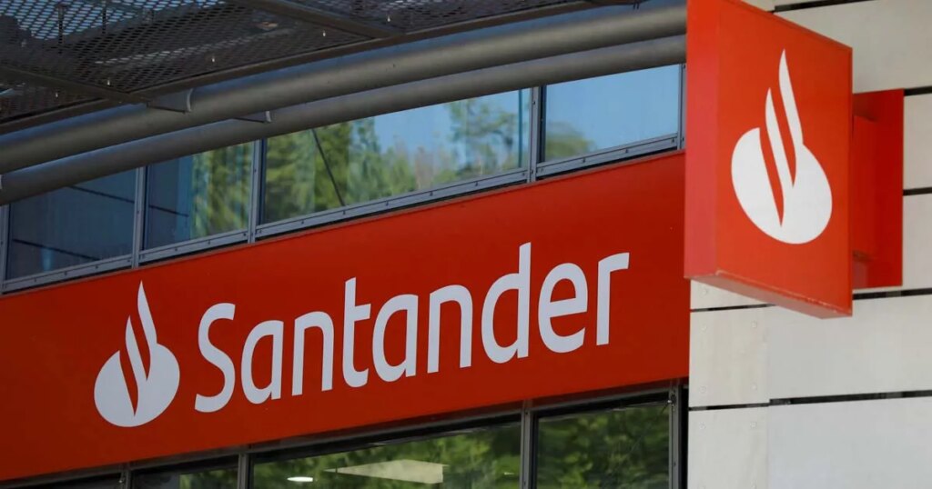 Branches and digital: Santander's plan to grow in Mexico