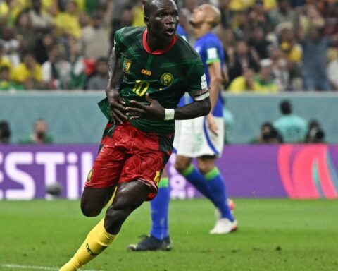 Brazil loses to Cameroon but advances as leader of Group G