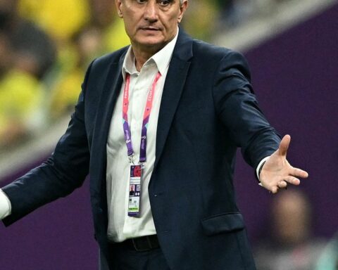 Brazil must bounce back quickly from Cameroon defeat, says Tite