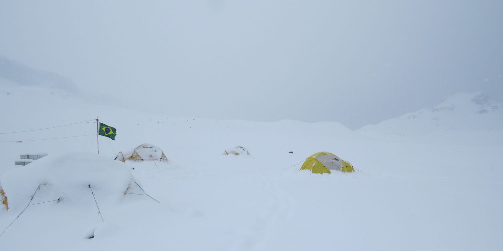 Brazilian expedition to Antarctica researches environmental damage