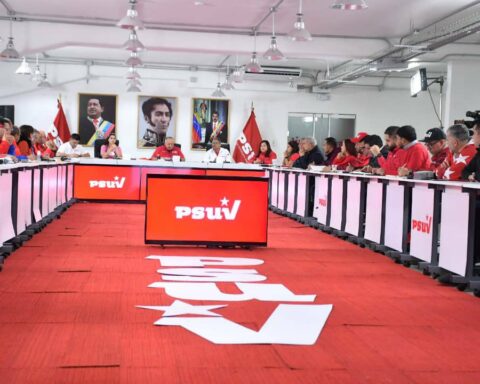 Cabello: we are waiting for the Venezuelans' money to be released