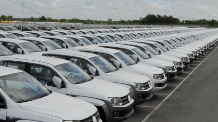 Cars manufactured in the country drove the record sale of 400,000 units