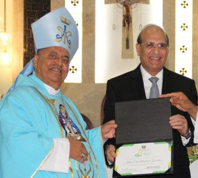 Universidad Católica celebra 40 años de fundación