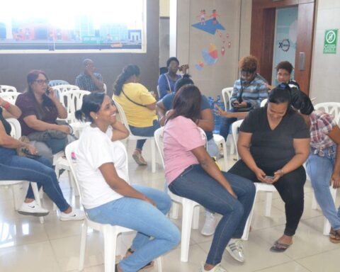 Censistas aún reclaman pago viáticos a la ONE