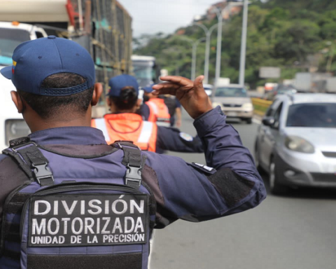 Efectivos de seguridad continúan desplegados en el país