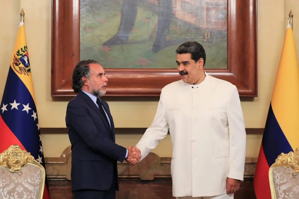 Colombia and Venezuela review progress in their relations