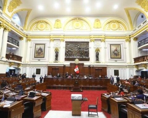 Congress: The first legislature of the period 2022 - 2023 is extended to January 31