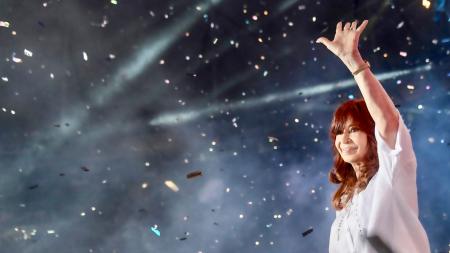 Cristina Fernandez wished "a very merry christmas to all"