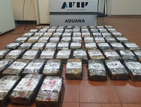 Customs investigates shipment of 75 kilos of cocaine that was going to enter Uruguay