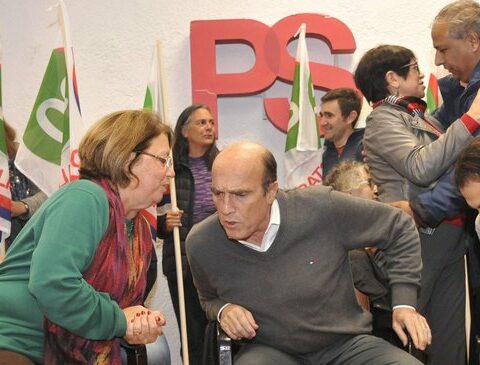 Daniel Martínez's resignation from the Socialist Party sparked a debate to stop the "Bleeding"
