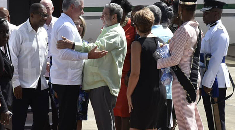 Díaz-Canel meets with the Cuban medical brigade in Saint Vincent and the Grenadines