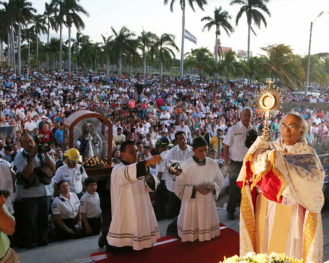Dictatorship prohibits procession of Jesus Sacramentado in Managua