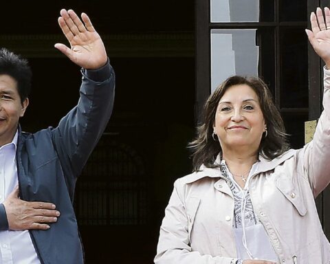 Dina Boluarte denies that Pedro Castillo has pressured her to designate María Tarazona in the Midis