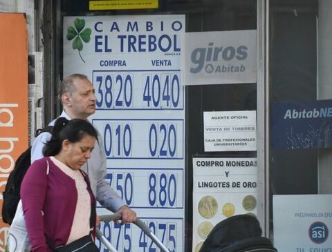 Dollar today: this is the price for Tuesday, December 27, according to the BROU