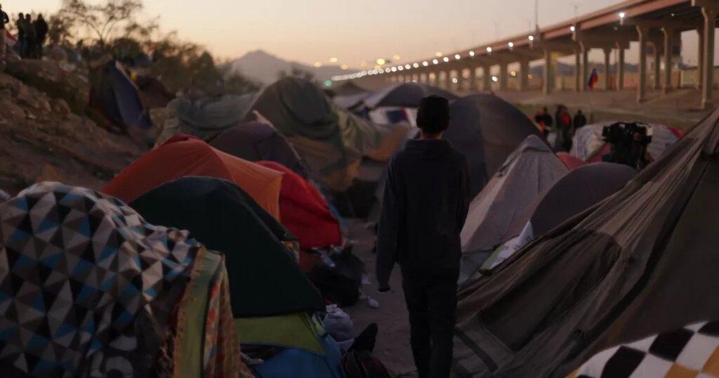 El Paso declares an emergency due to the wave of migrants from Mexico