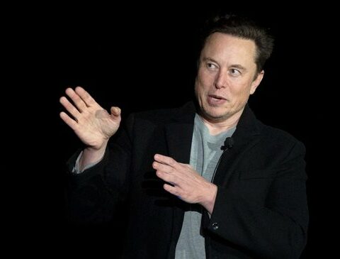 Elon Musk loses the first position of the richest man in the world: who snatched it from him?