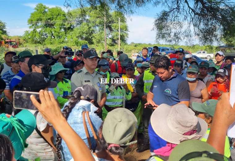 Emacruz denounces leaders of the Vega Solví union, who block the entrance to the landfill