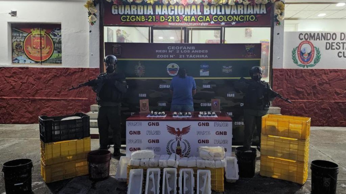 FANB seizes 12 packages of marijuana and 4 panelas of cocaine in Táchira