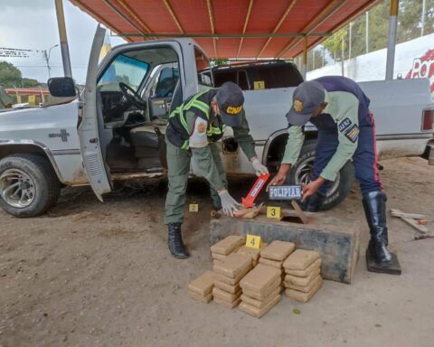 FANB seizes 32 panelas of marijuana from people linked to Tancol