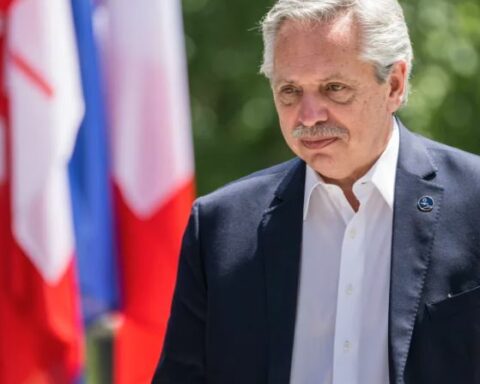 Fernández denounced for "sedition" for not complying with the Supreme Court ruling