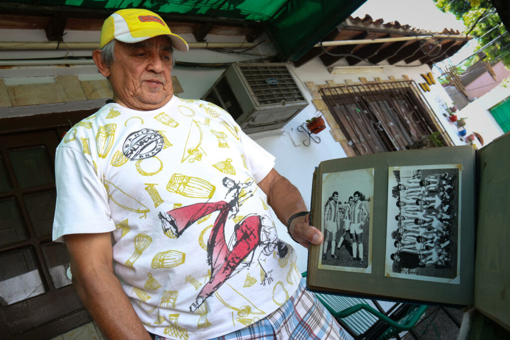 Former Paraguayan soccer player treasures the ball from Pelé's goal that took him to Mexico'70