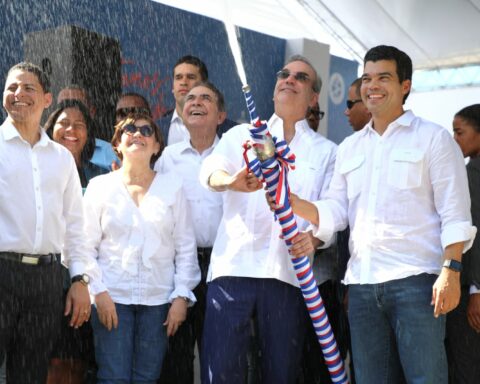 Gobierno cierra 2022 con inversión de 20,000 millones en agua potable