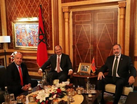 Government freezes the link with the Saharawi Republic and takes steps to deepen relations with Morocco