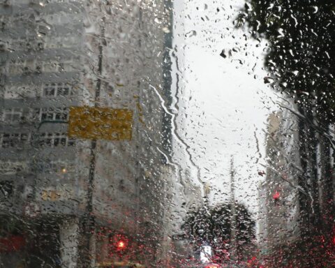 Heavy rains leave dead and injured in northern Rio state