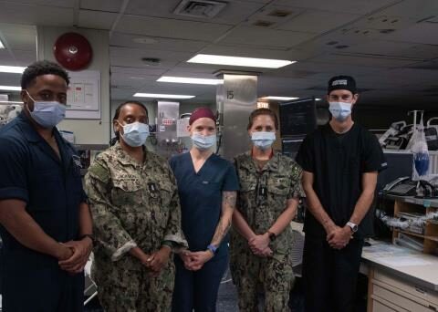 Hospital ship USNS Comfort carries out a free mission in the DR